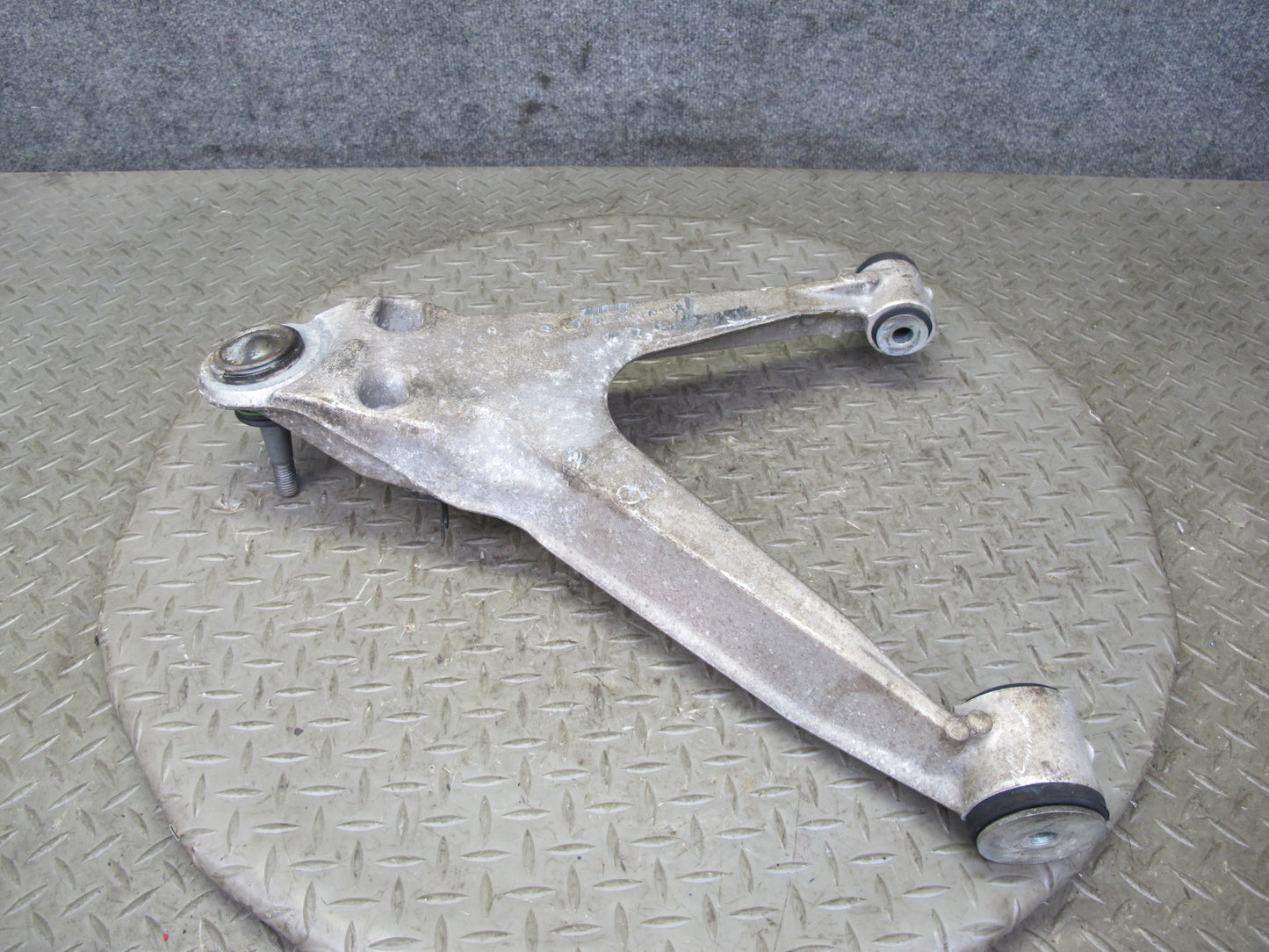 97-04 Chevrolet Corvette C5 Set of 2 Front Right Upper & Lower Control Arm OEM