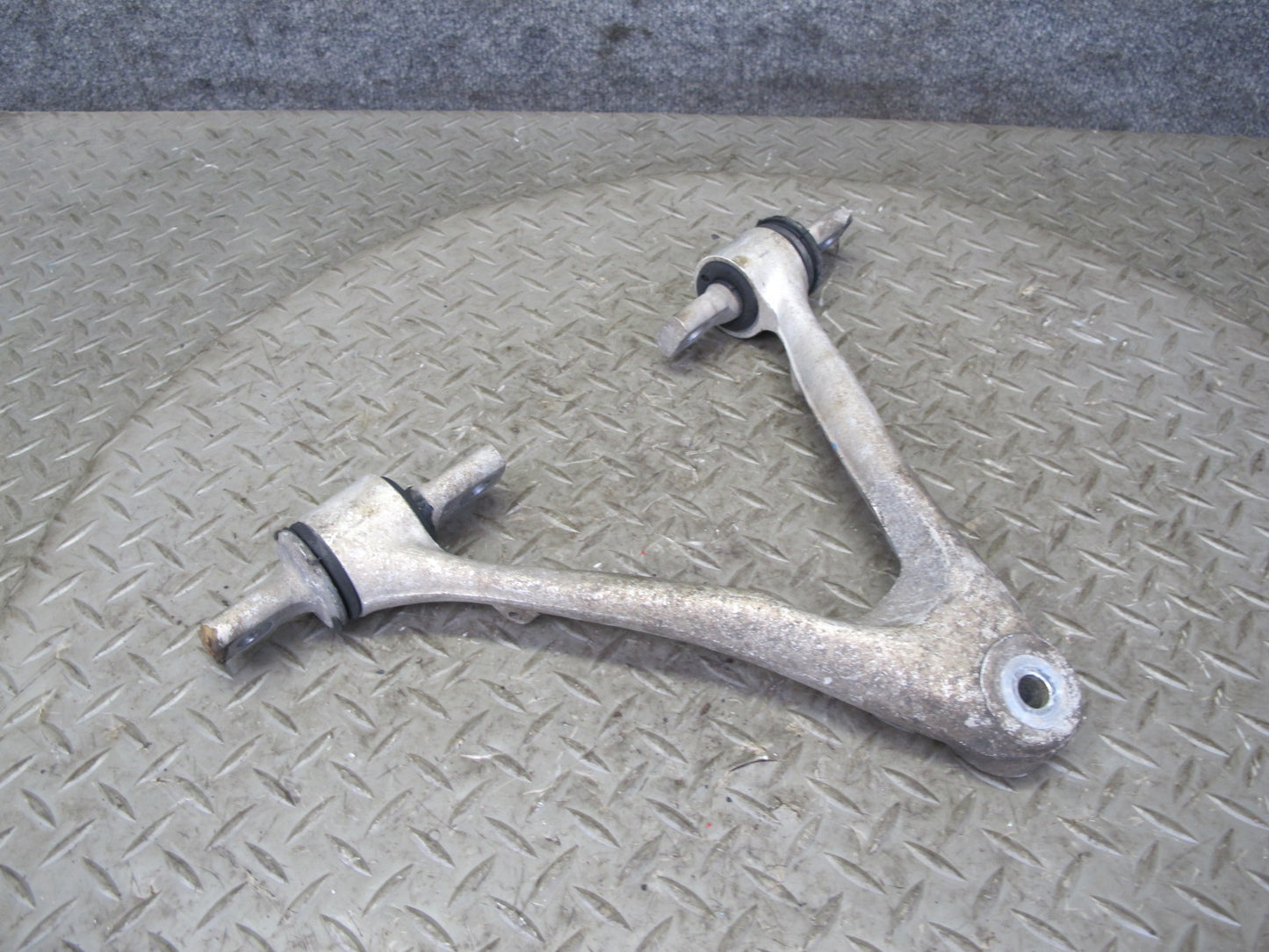 97-04 Chevrolet Corvette C5 Set of 2 Front Right Upper & Lower Control Arm OEM