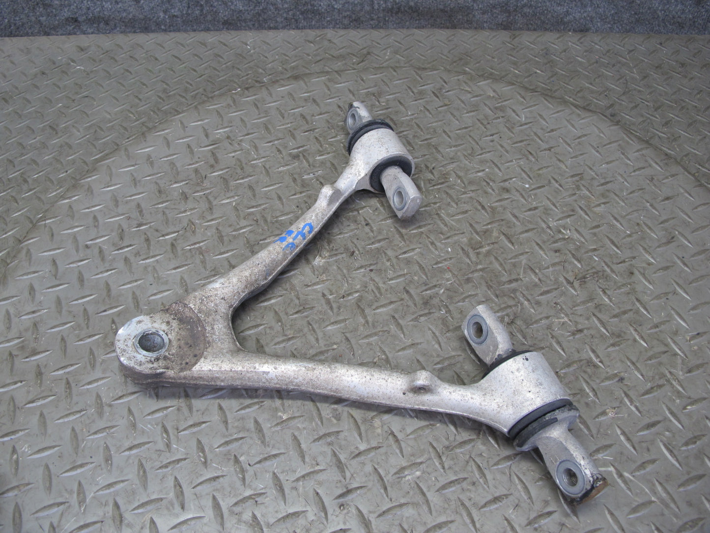 97-04 Chevrolet Corvette C5 Set of 2 Front Right Upper & Lower Control Arm OEM