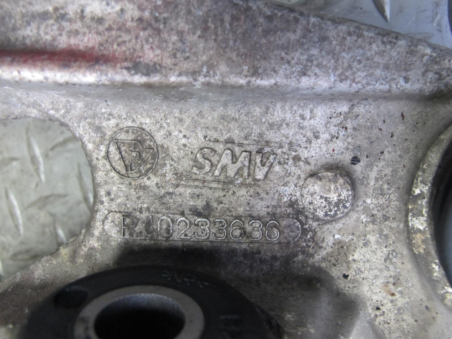 97-04 Chevrolet Corvette C5 Rear Right Suspension Lower Control Arm OEM