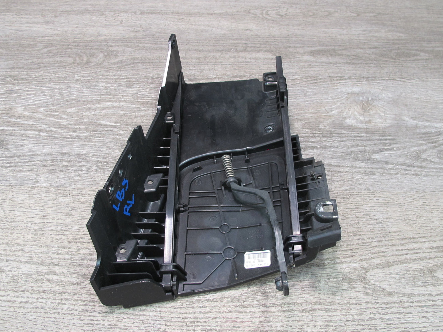 2012-2018 BMW F12 M6 Convertible Rear Right Left Roof Rod Mechanism Cover Set