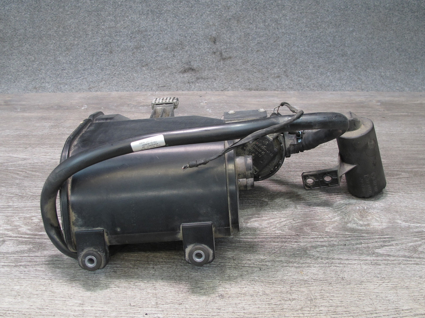 2012-2018 BMW F12 F13 M6 Emission Fuel Vapor Evaporator Charcoal Canister