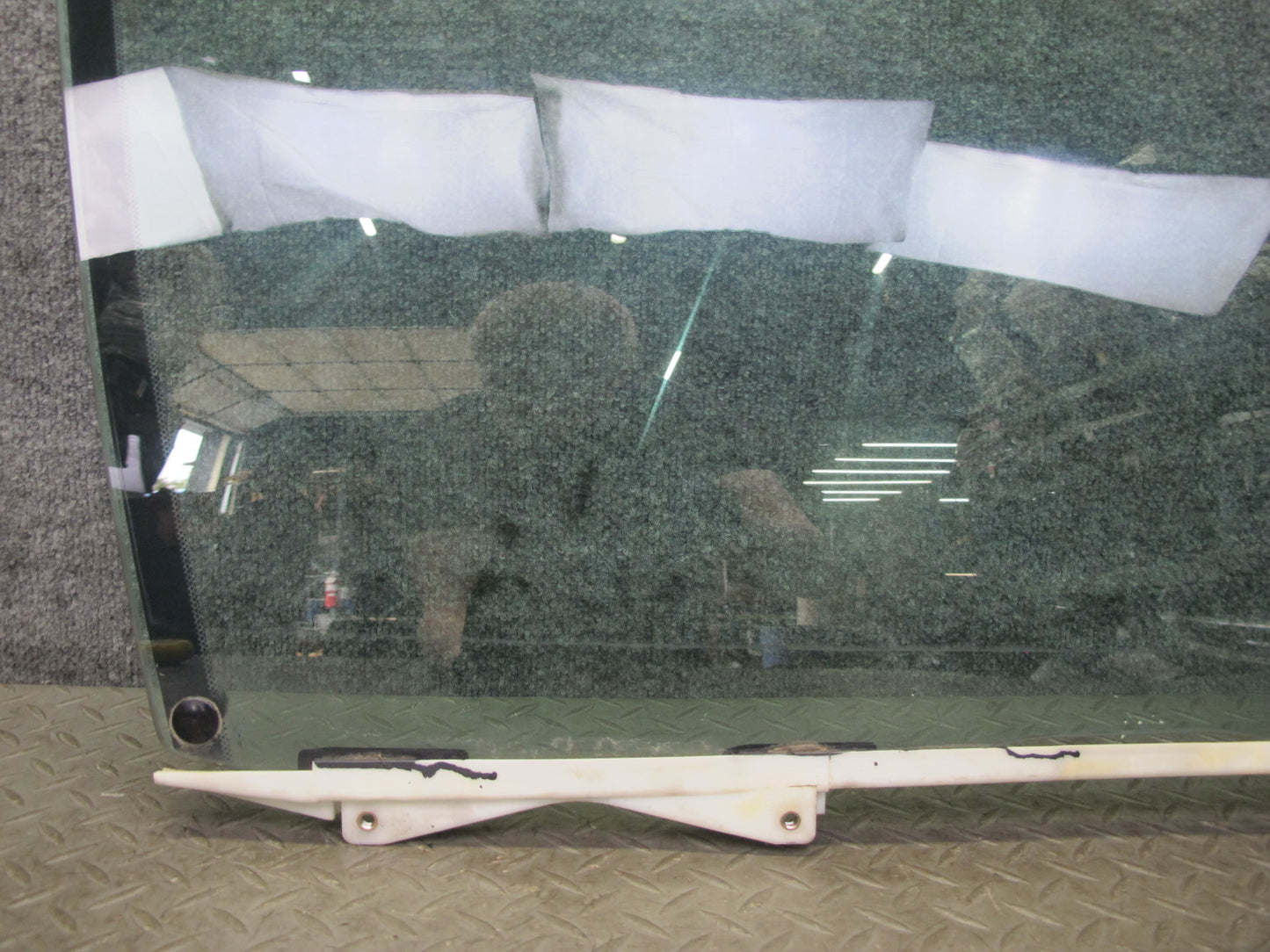 95-97 Toyota Celsior Lexus LS400 UCF20 Front Right Door Glass Window OEM