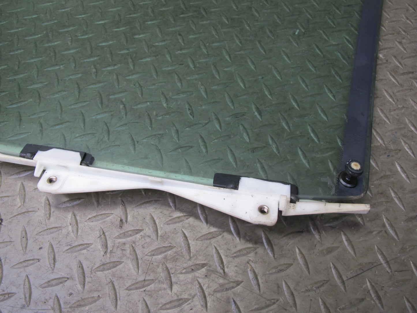 95-97 Toyota Celsior Lexus LS400 UCF20 Front Right Door Glass Window OEM