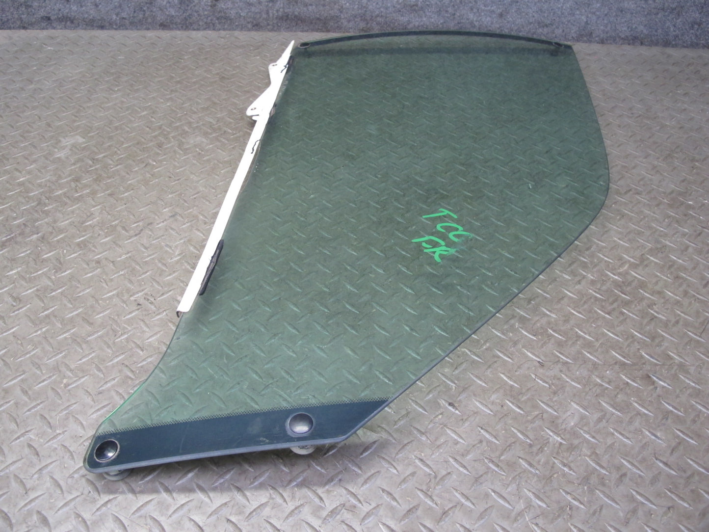 95-97 Toyota Celsior Lexus LS400 UCF20 Front Right Door Glass Window OEM