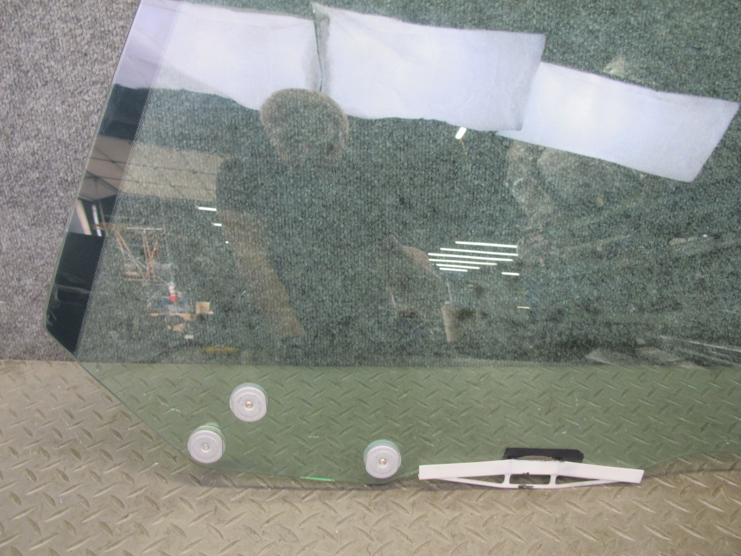 95-97 Toyota Celsior Lexus LS400 UCF20 Rear Left Door Glass Window OEM