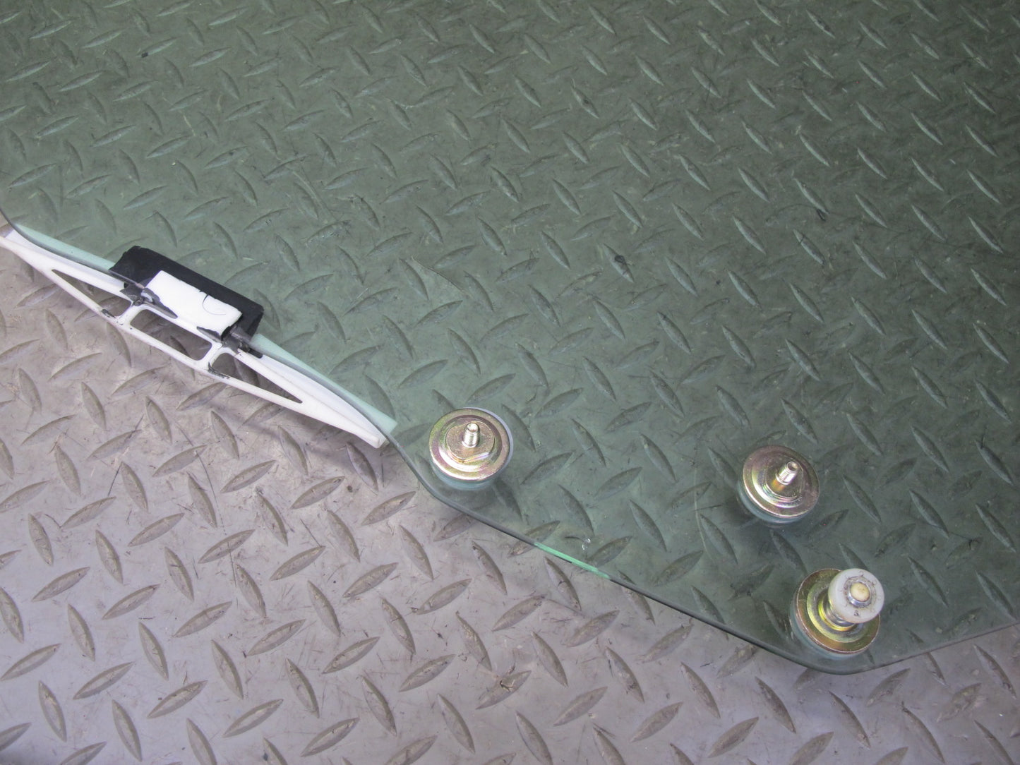 95-97 Toyota Celsior Lexus LS400 UCF20 Rear Left Door Glass Window OEM