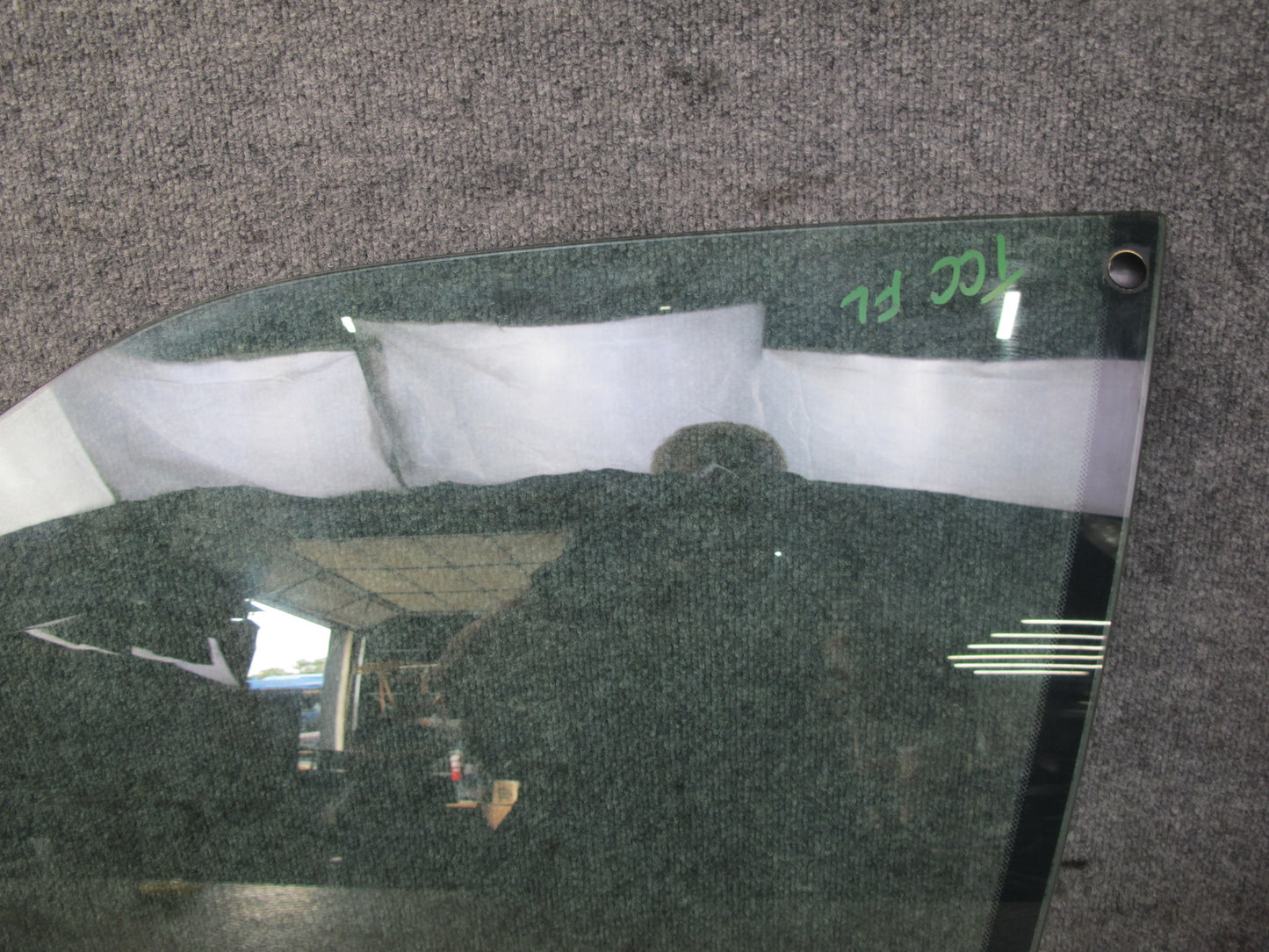 95-97 Toyota Celsior Lexus LS400 UCF20 Front Left Door Glass Window OEM