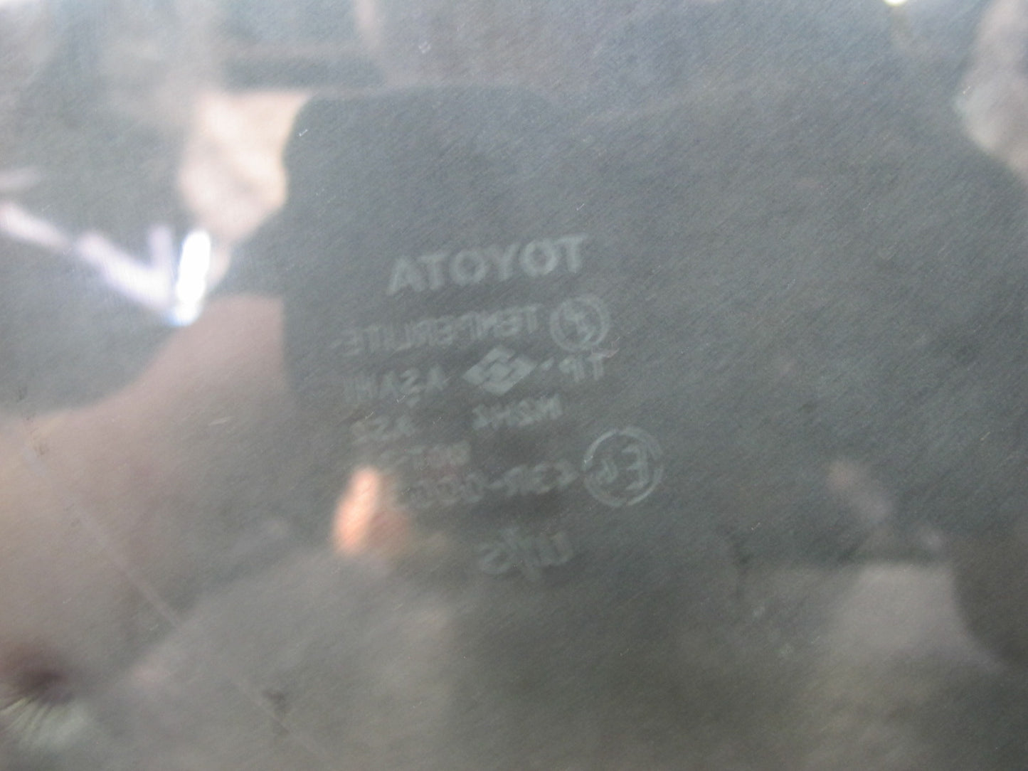 95-97 Toyota Celsior Lexus LS400 UCF20 Rear Right Door Glass Window OEM