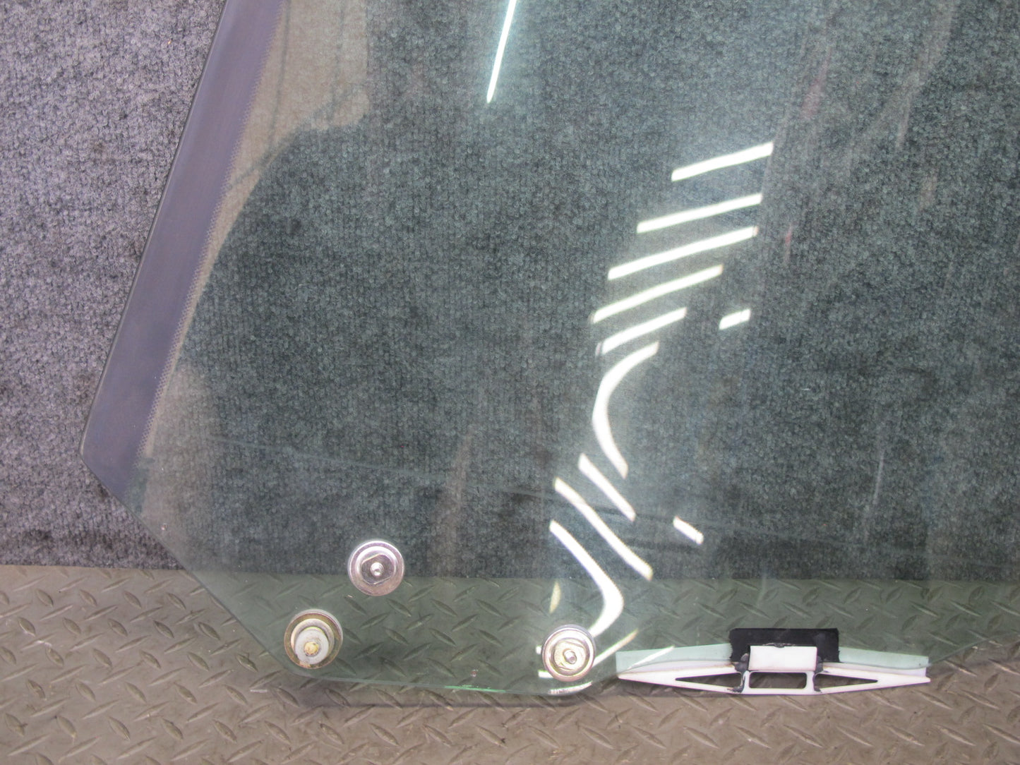 95-97 Toyota Celsior Lexus LS400 UCF20 Rear Right Door Glass Window OEM