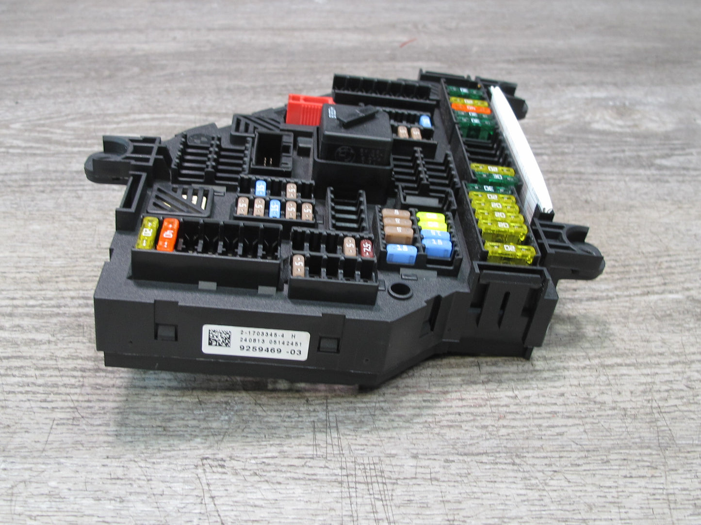 11-17 BMW F25 X3 Power Distribution Fuse Relay Box Module OEM
