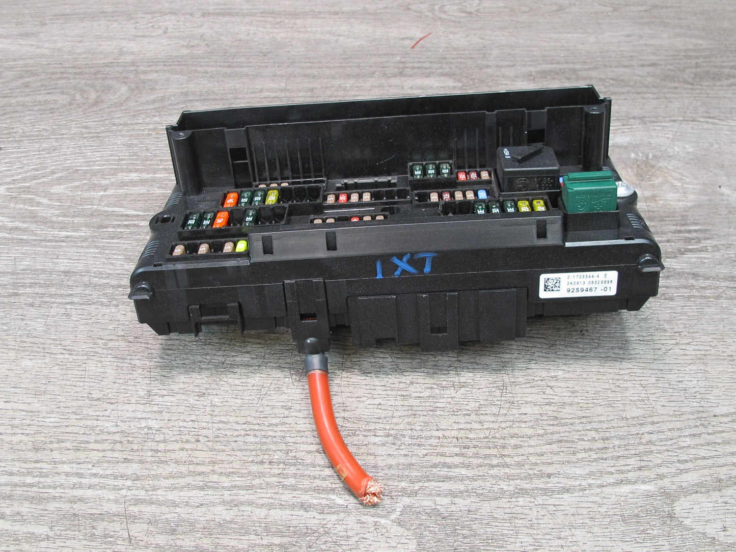 11-17 BMW F25 X3 Power Distribution Fuse Relay Box Module 9259467 OEM