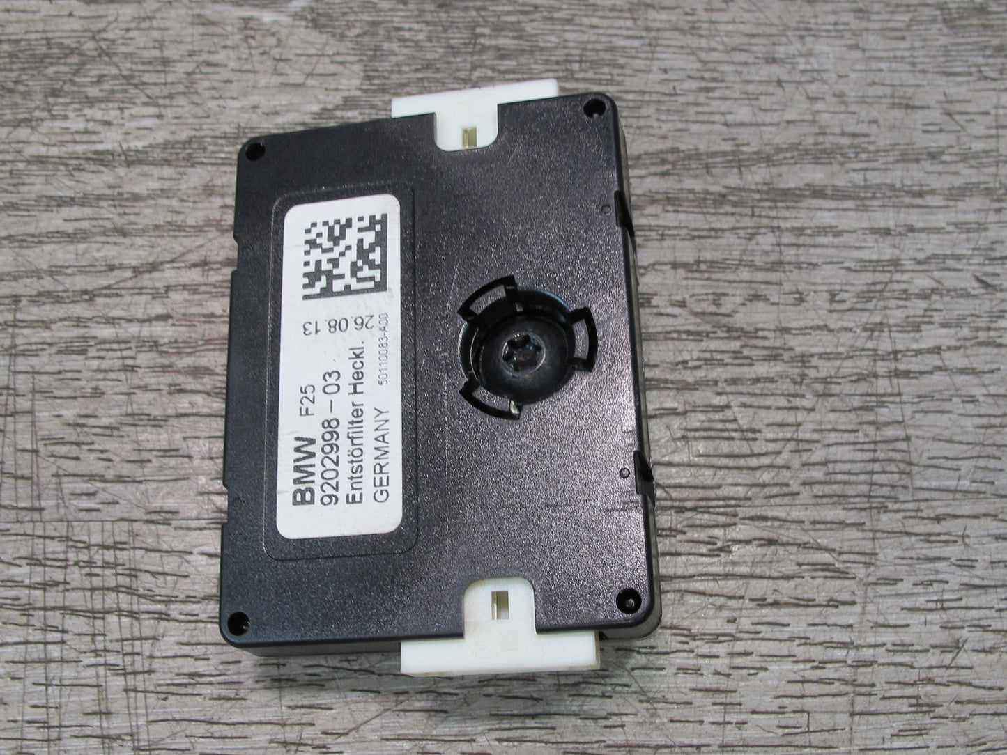 11-17 BMW F25 X3 Antenna Noise Filter Amplifier AMP Module 9202998 OEM