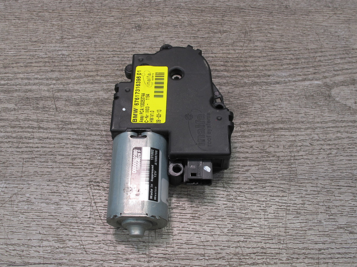 11-17 BMW F25 X3 Sunroof Motor Drive Unit 7316396 OEM