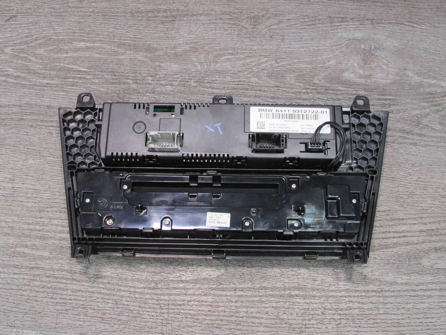11-17 BMW F25 X3 A/C Heater Climate Radio CD Player Control Switch Panel OEM