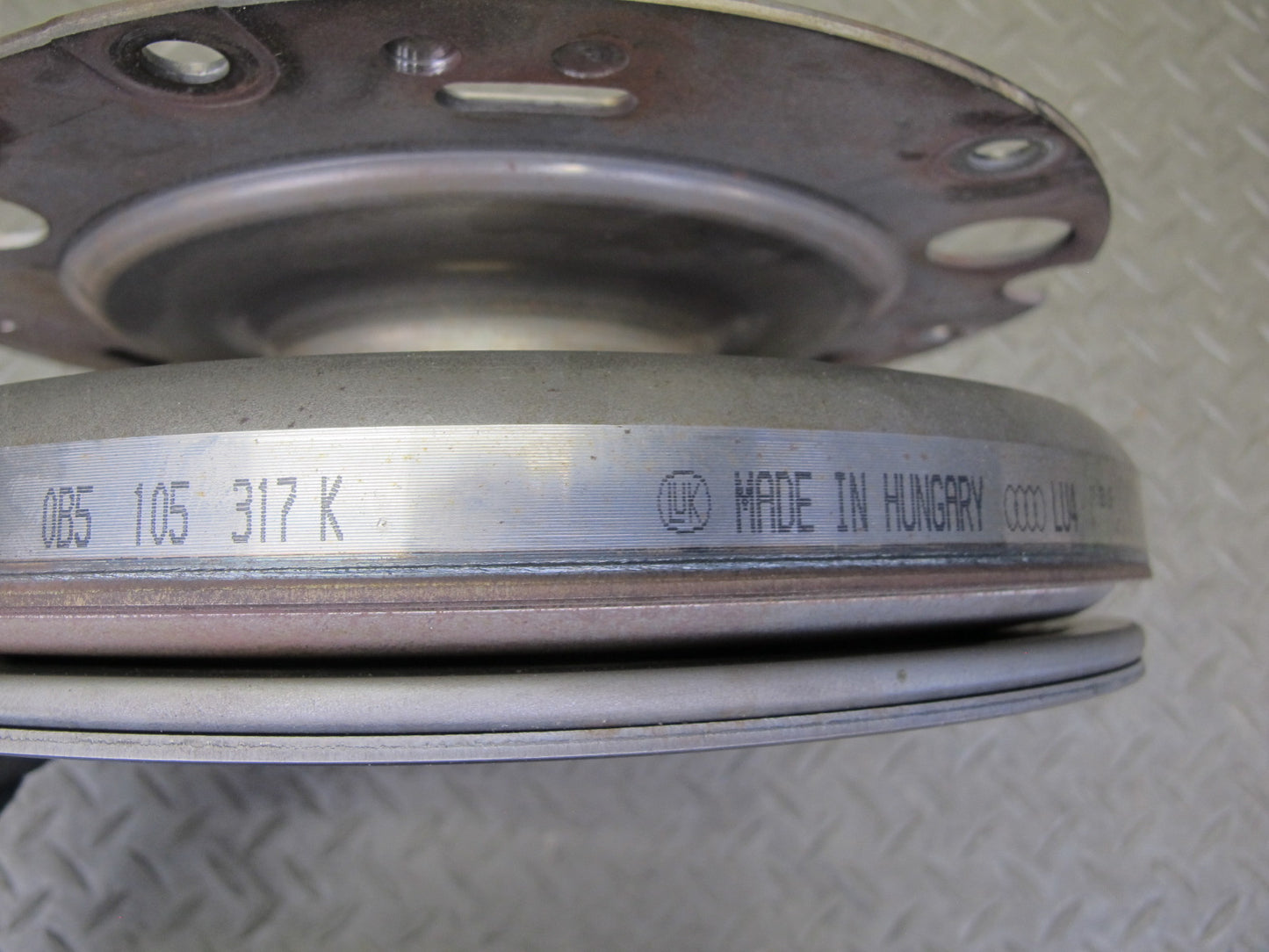 13-16 Audi B8 S4 Automatic Transmission Flywheel Disc 0B5105317K OEM