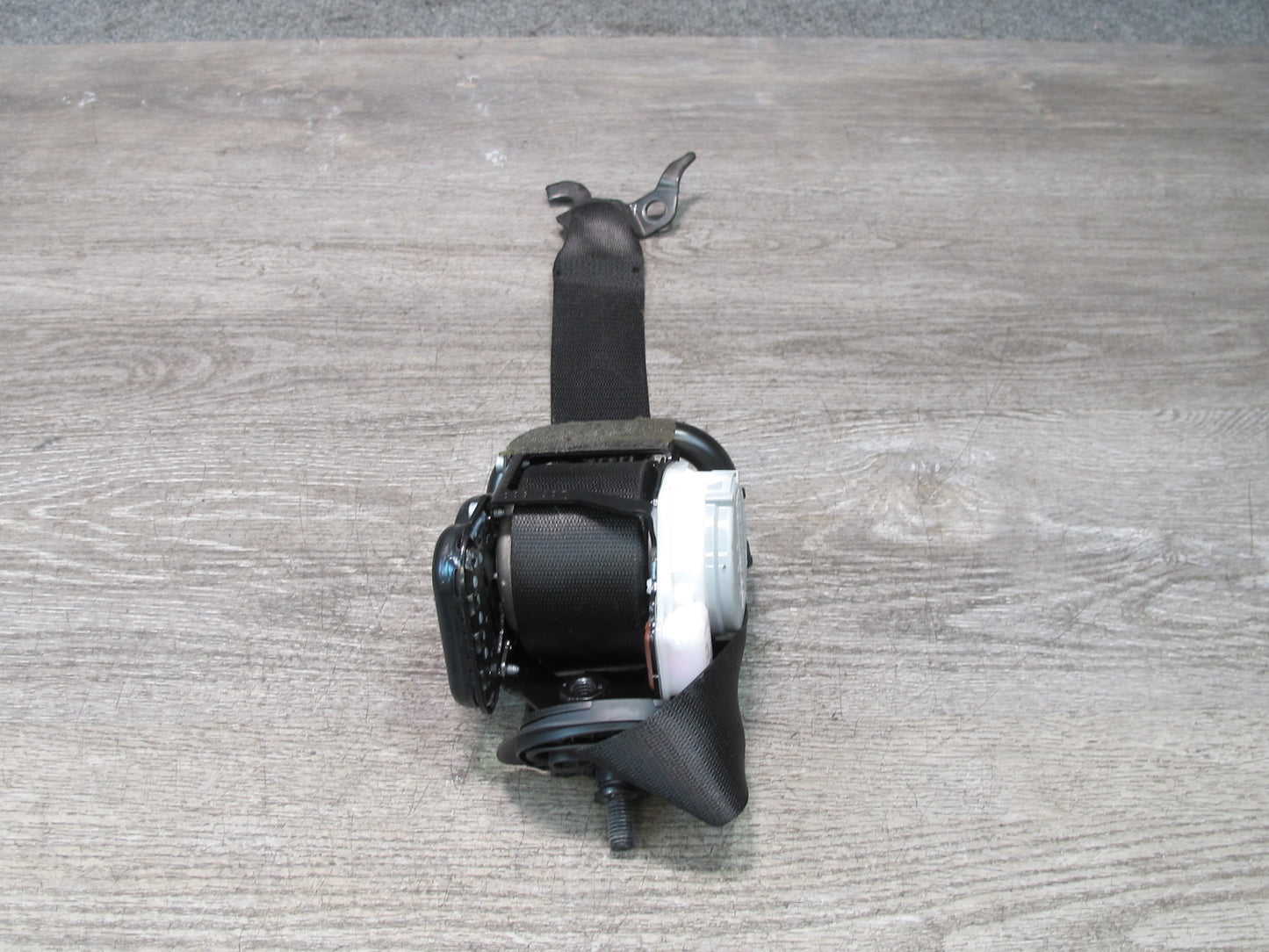 11-17 BMW F25 X3 FRONT LEFT & RIGHT SIDE SEATBELT RETRACTOR SET OEM