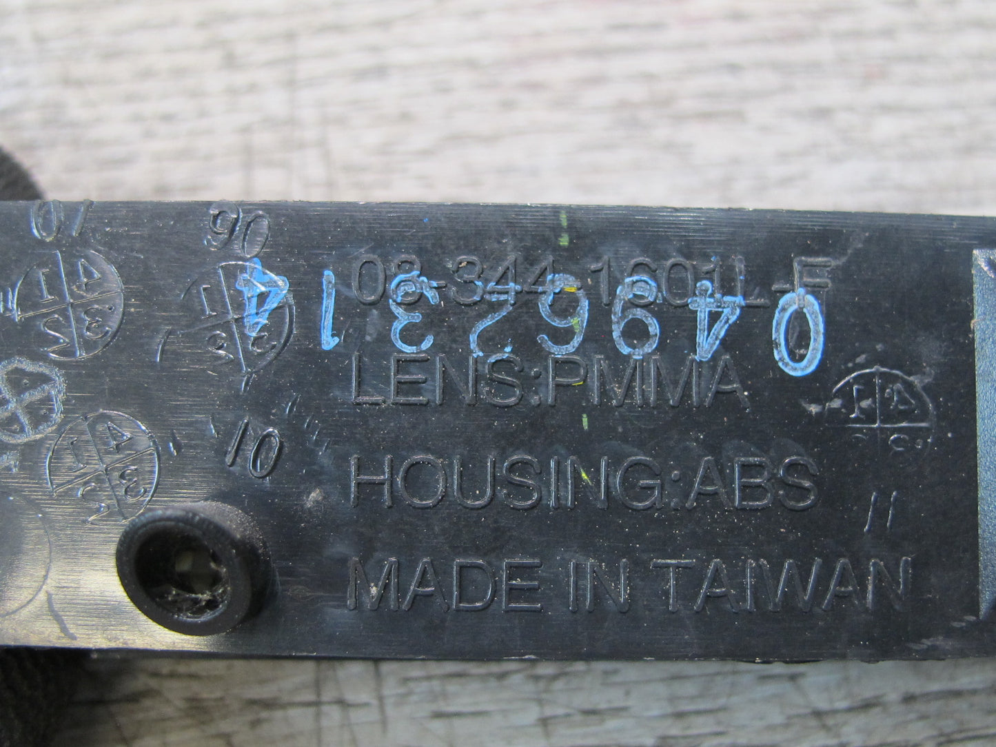 96-02 BMW E36/7 Z3 Front Bumper Left & Right Side Marker Light Lamp Aftermarket