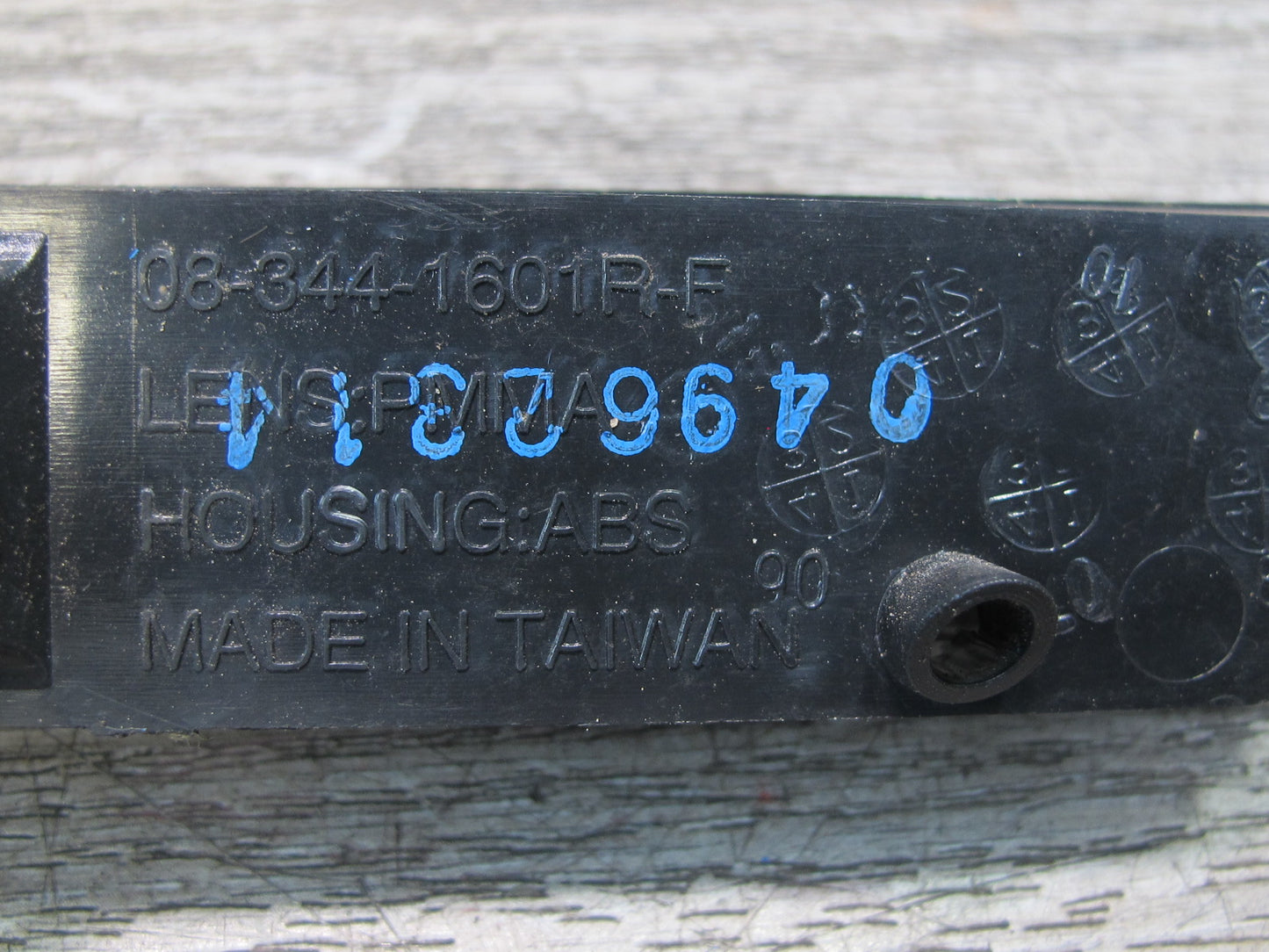 96-02 BMW E36/7 Z3 Front Bumper Left & Right Side Marker Light Lamp Aftermarket