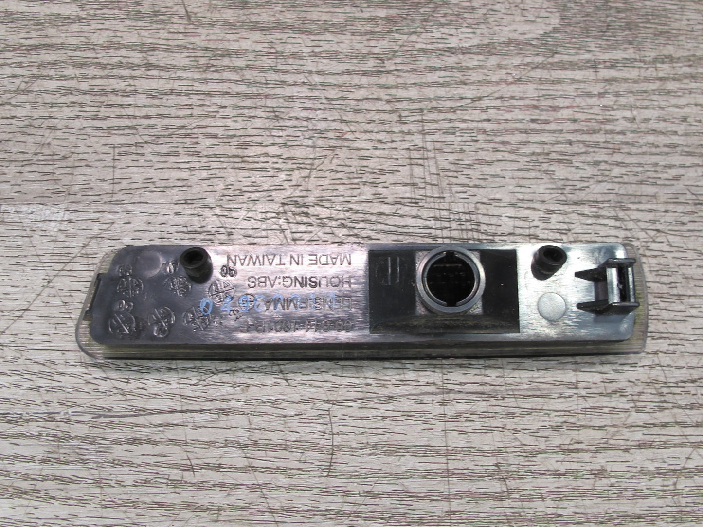 96-02 BMW E36/7 Z3 Front Bumper Left & Right Side Marker Light Lamp Aftermarket