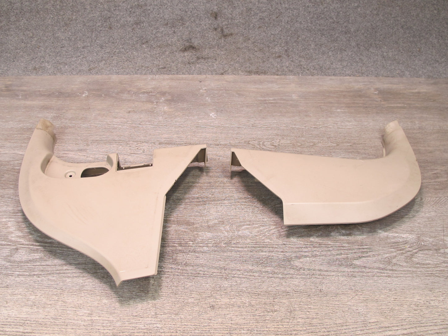 08-13 BMW E88 135I Conv Front Left & Right Lower Kick Trim Cover Beige Set OEM