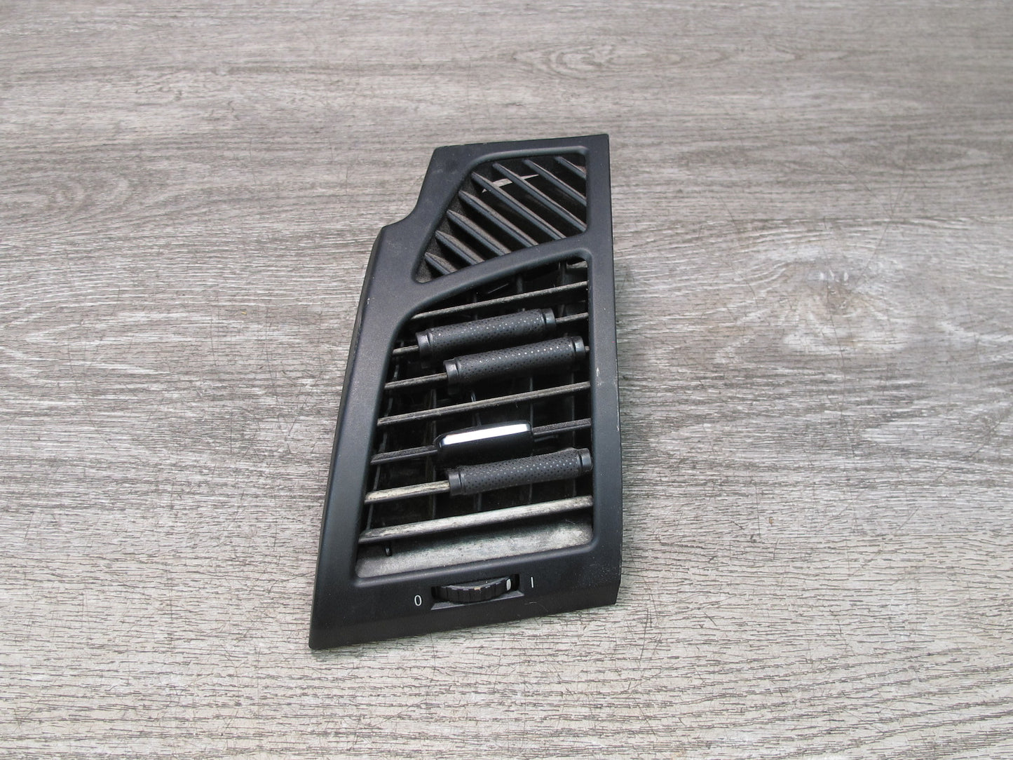 08-13 BMW E82 E88 135I Left & Right Dash A/C Air Vent Black Set OEM