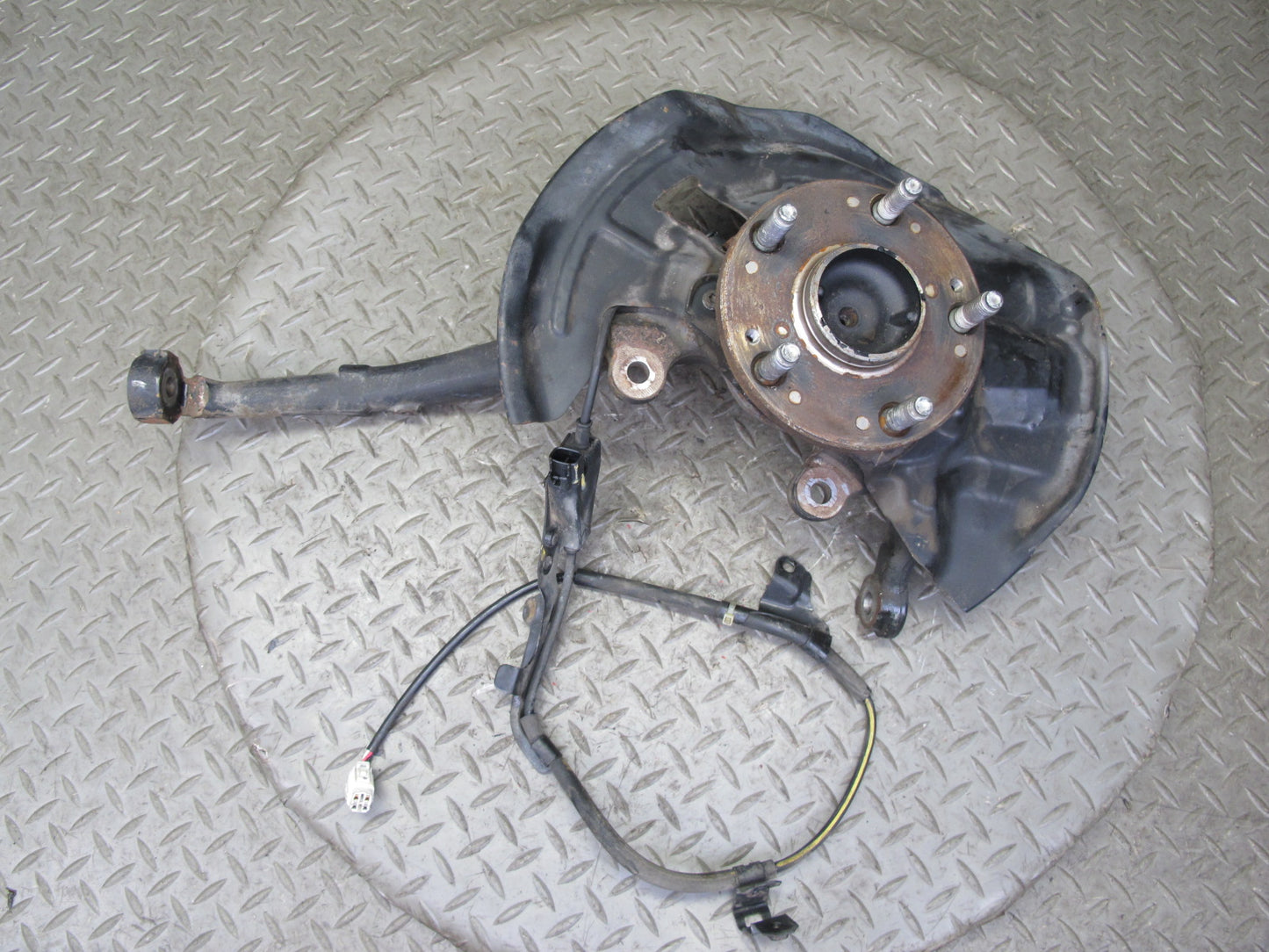 95-97 Toyota Celsior Lexus LS400 UCF20 Front Right Knuckle Wheel Hub Bearing OEM