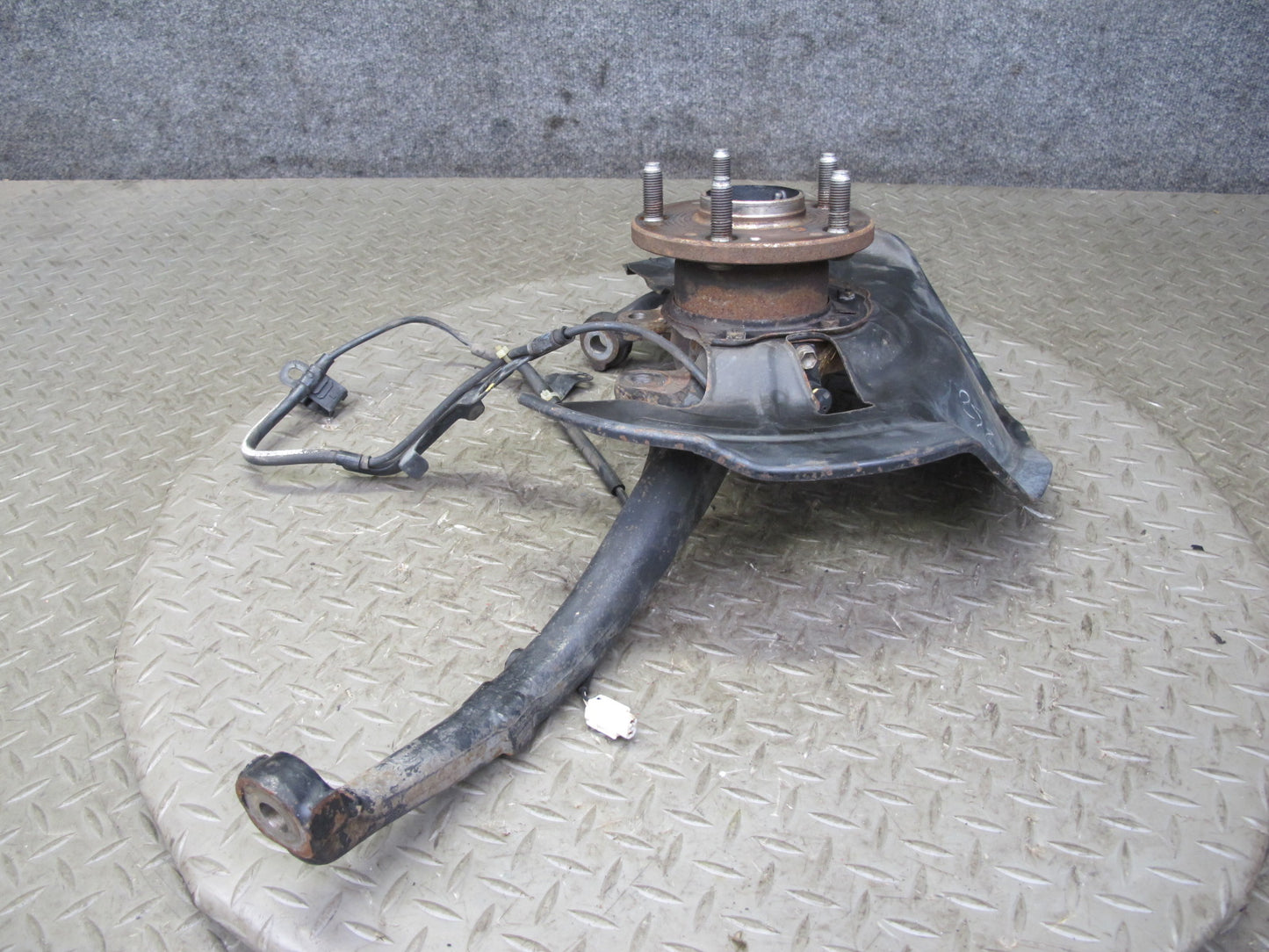 95-97 Toyota Celsior Lexus LS400 UCF20 Front Left Knuckle Wheel Hub Bearing OEM