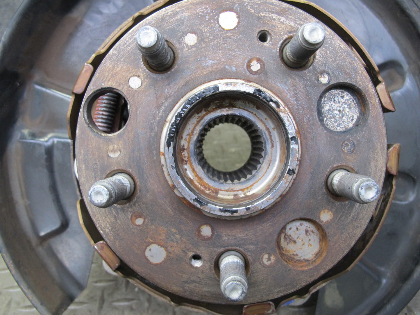 95-97 Toyota Celsior Lexus LS400 UCF20 Rear Right Knuckle Wheel Hub Bearing OEM