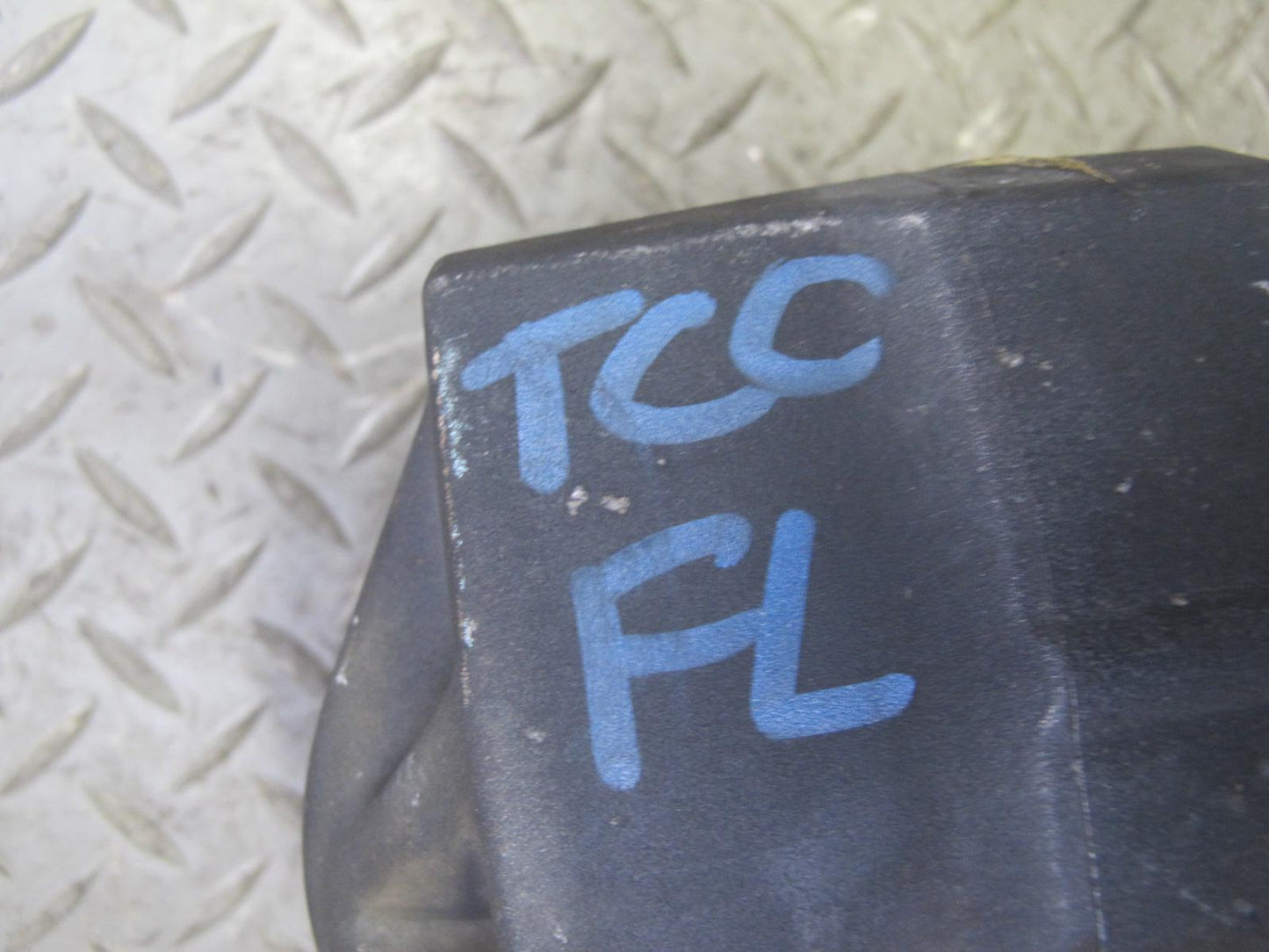 95-00 Toyota Celsior Lexus LS400 Front Left Right Brake Caliper Set Sumitomo OEM