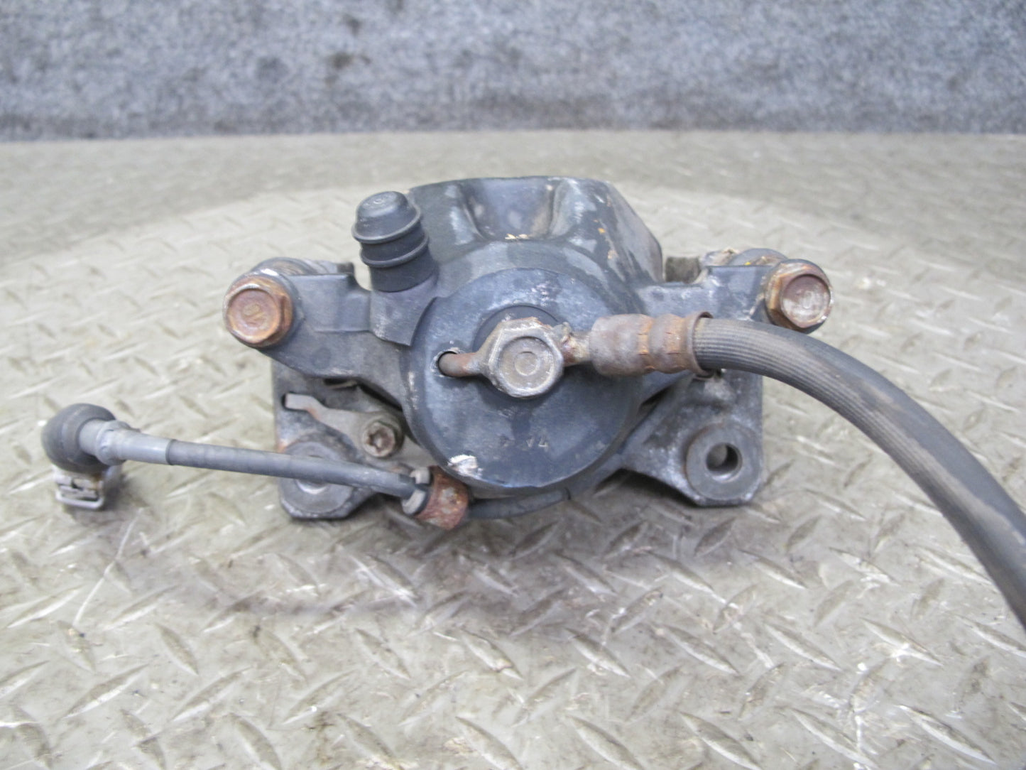 95-97 Toyota Celsior Lexus LS400 UCF20 Rear Left & Right Brake Caliper Set OEM