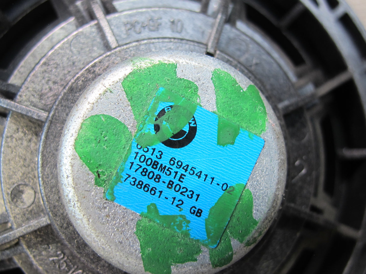 08-13 BMW E82 E88 135i Front Right & Left Door Audio Speaker Set 6945411 OEM