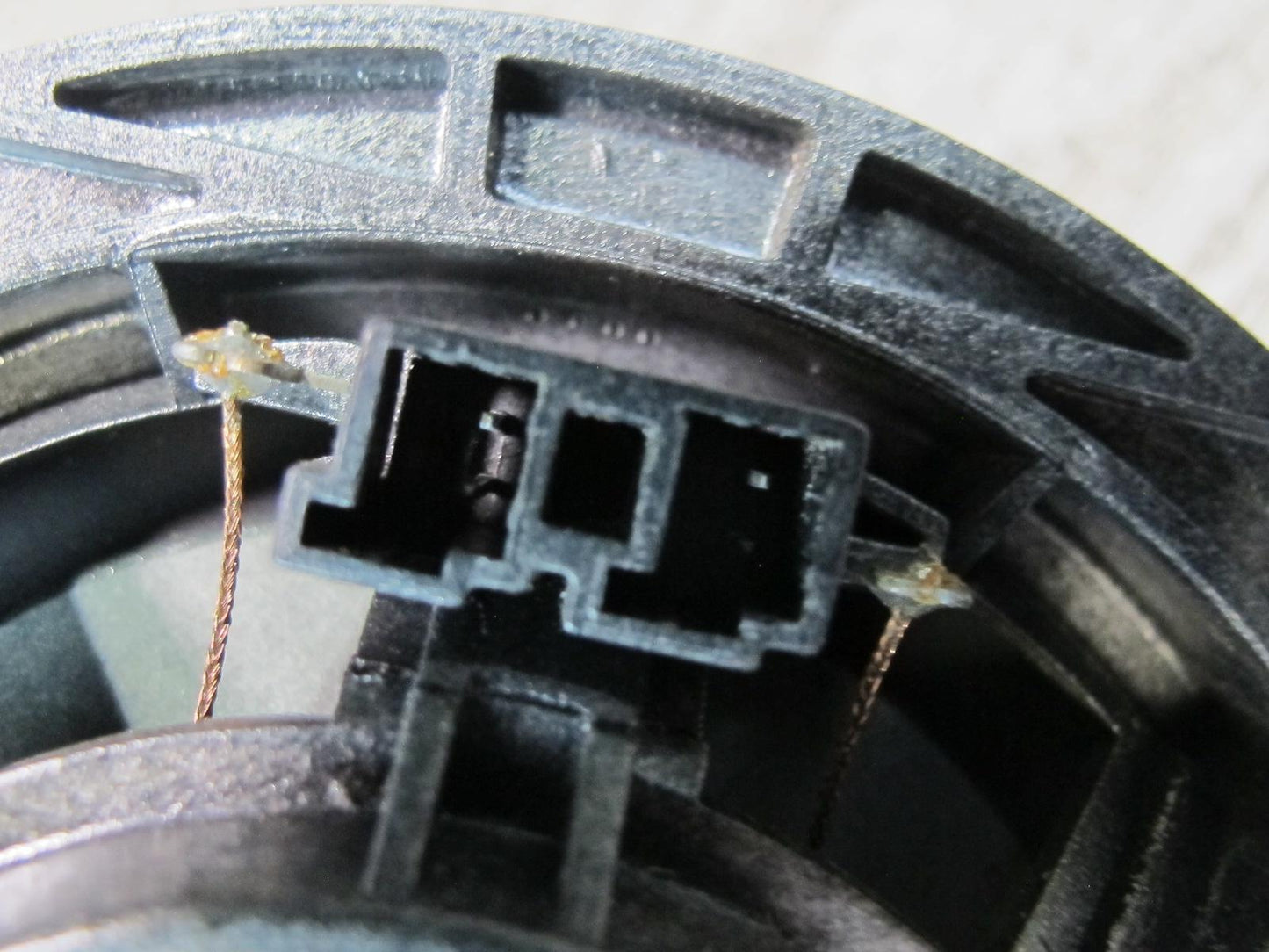 08-13 BMW E82 E88 135i Front Right & Left Door Audio Speaker Set 6945411 OEM