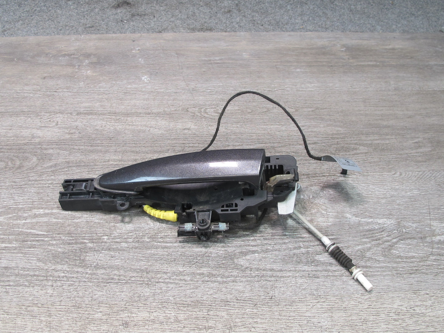 08-13 BMW E88 135I Convert Front Left Driver Door Exterior Handle w Keyless OEM