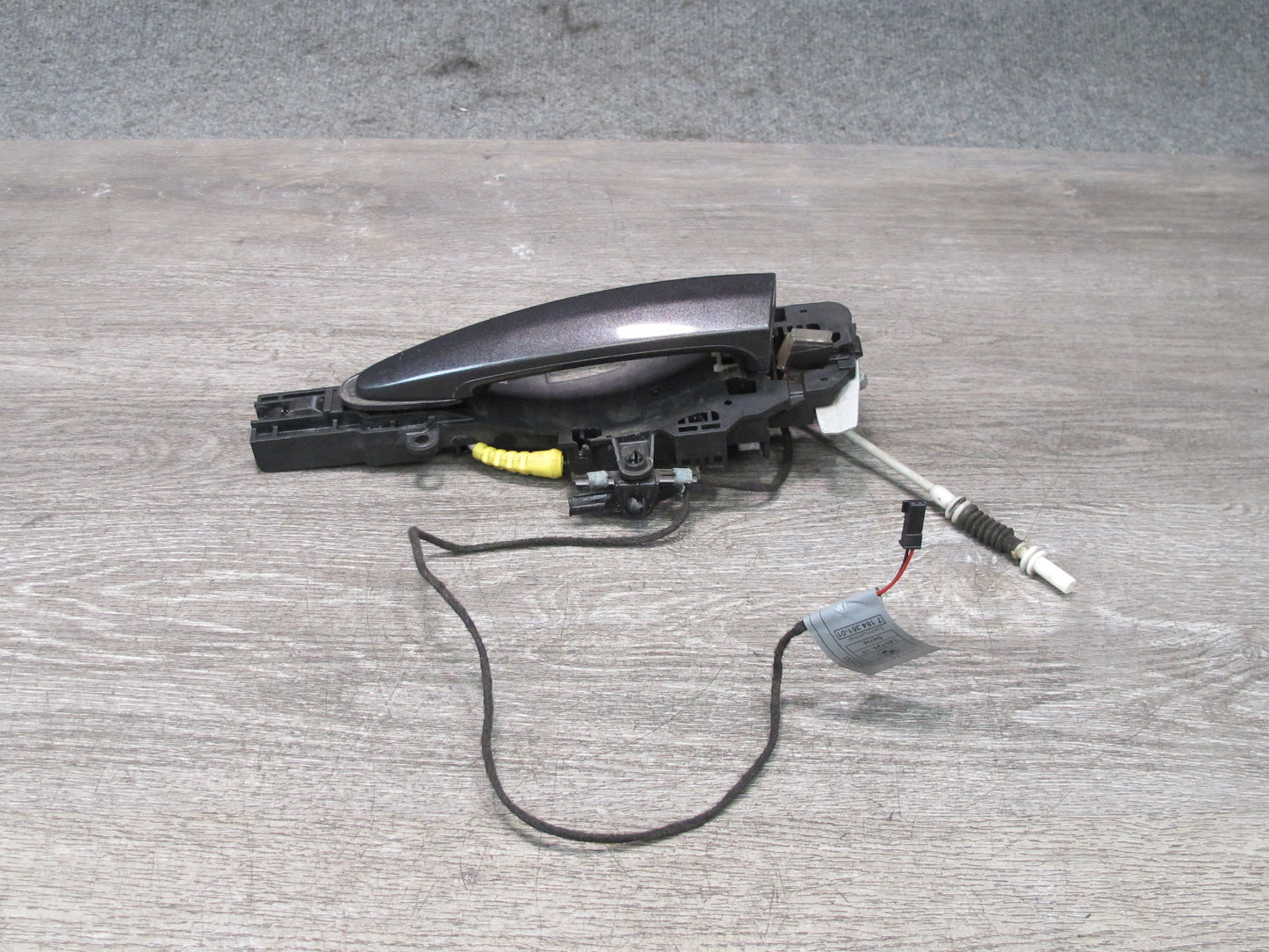 08-13 BMW E88 135I Convert Front Left Driver Door Exterior Handle w Keyless OEM