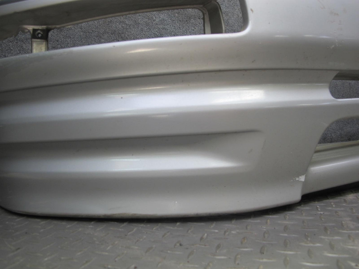 95-97 Toyota Celsior Lexus LS400 UCF20 Front Bumper Cover White Pearl OEM