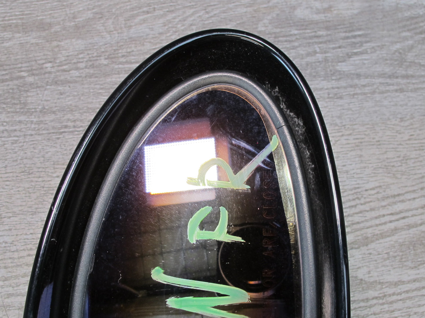 08-10 BMW E82 E88 135i Right Heated Side View Mirror OEM Glass Discoloration