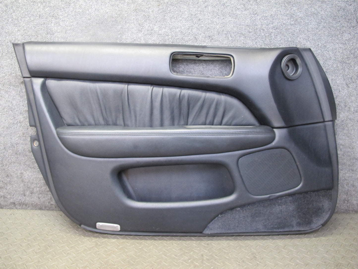 95-97 Toyota Celsior UCF20 RHD Front Door Interior Trim Panel Set Black OEM