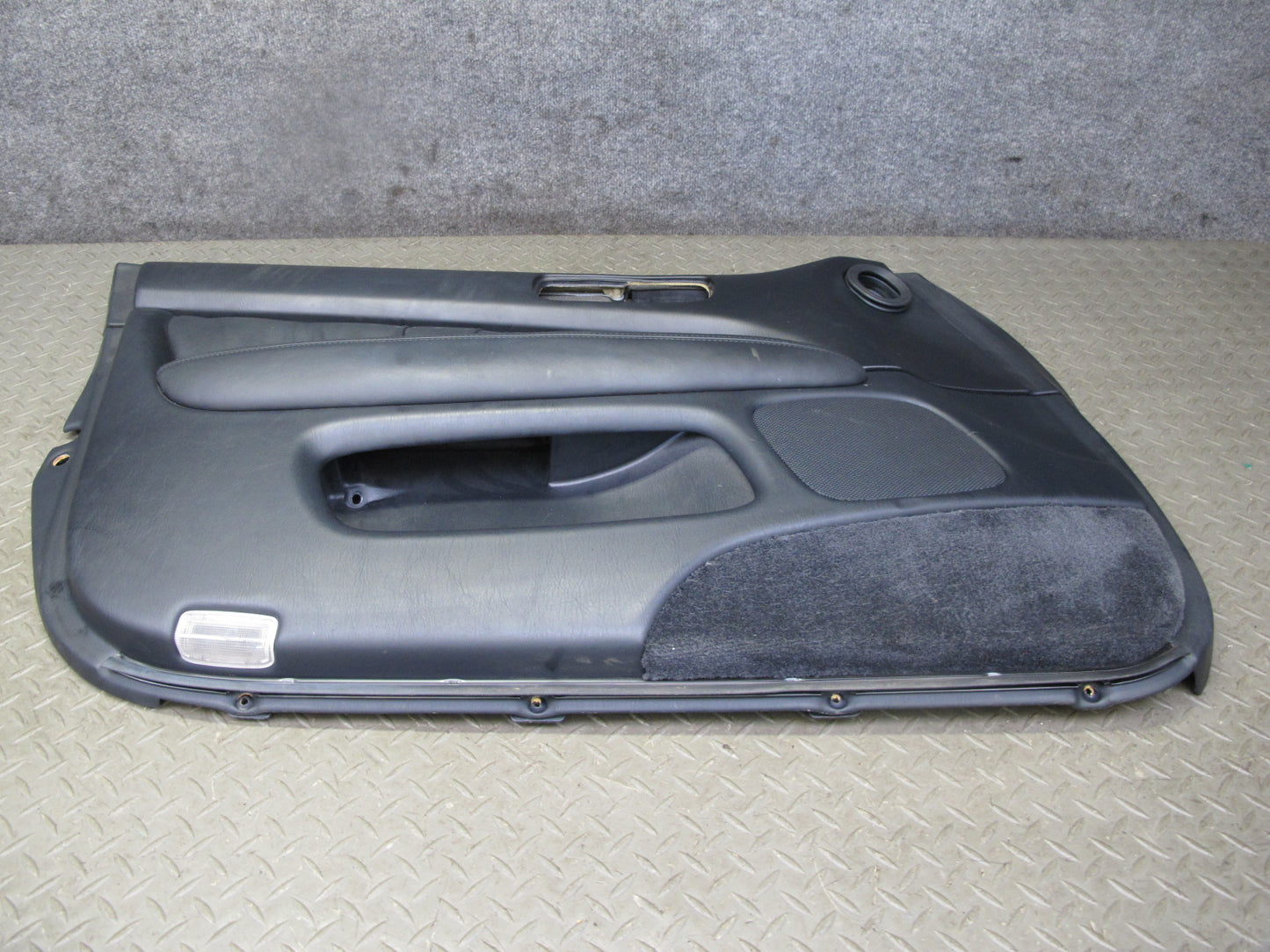 95-97 Toyota Celsior UCF20 RHD Front Door Interior Trim Panel Set Black OEM