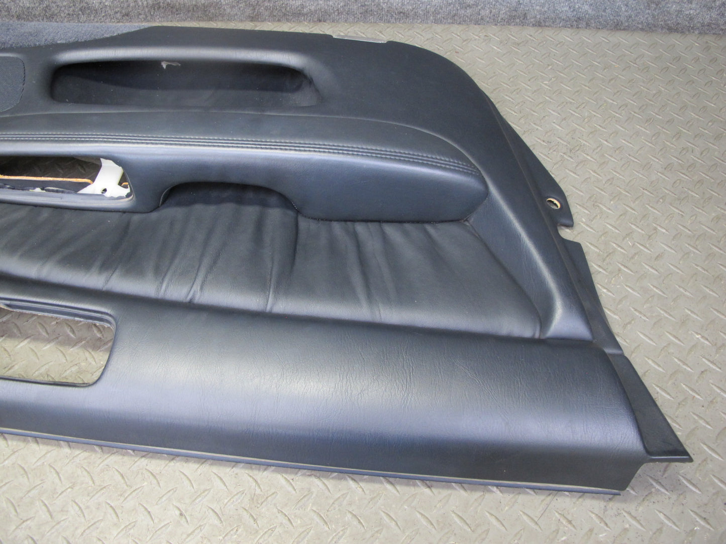 95-97 Toyota Celsior UCF20 RHD Front Door Interior Trim Panel Set Black OEM