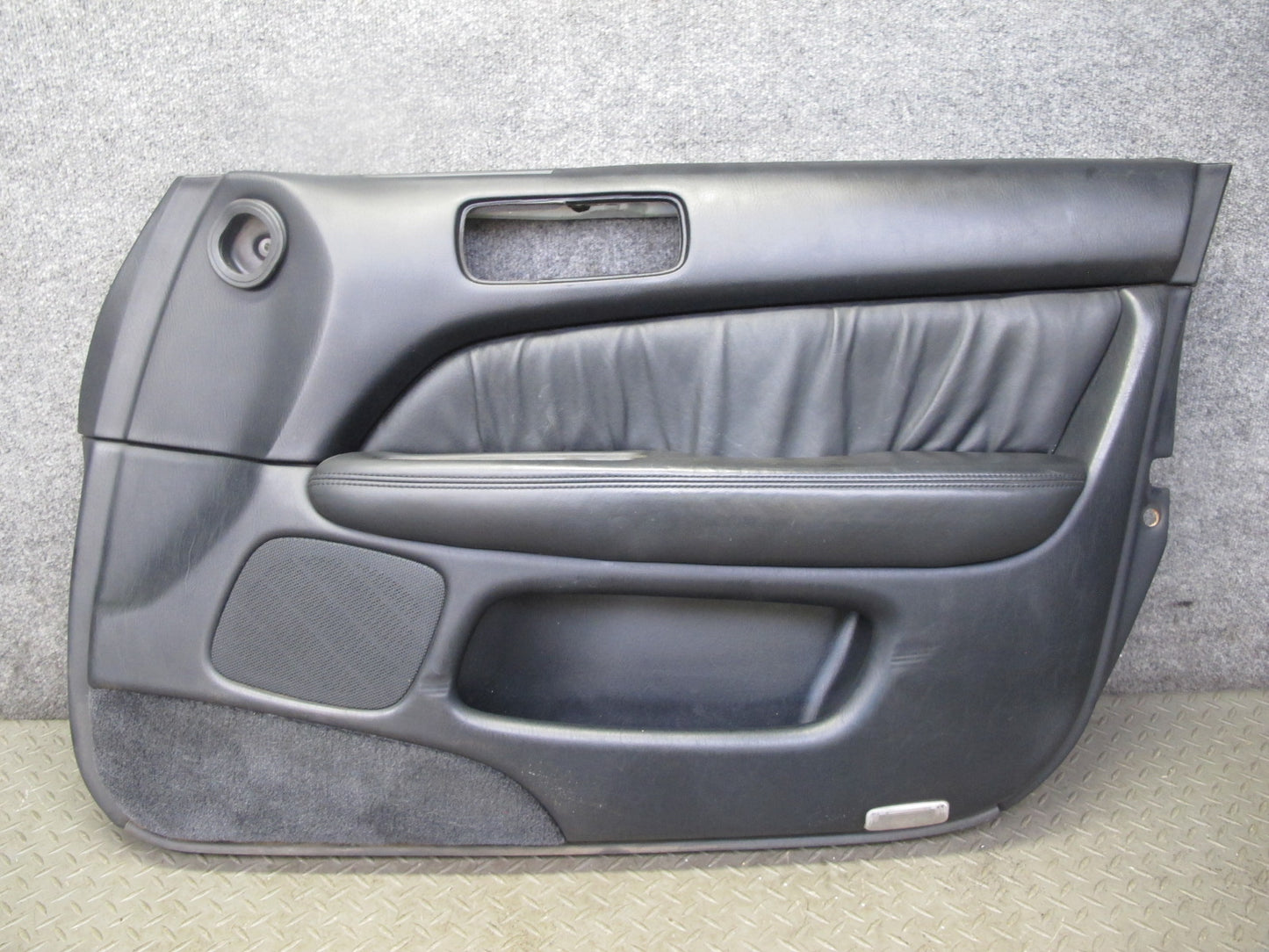 95-97 Toyota Celsior UCF20 RHD Front Door Interior Trim Panel Set Black OEM