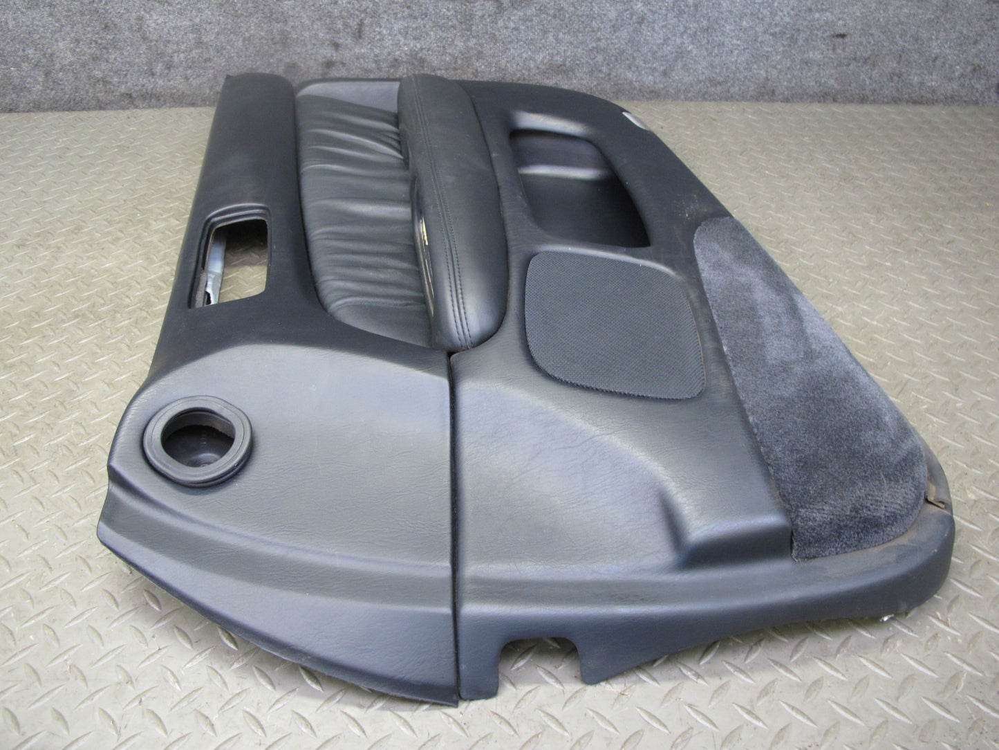 95-97 Toyota Celsior UCF20 RHD Front Door Interior Trim Panel Set Black OEM