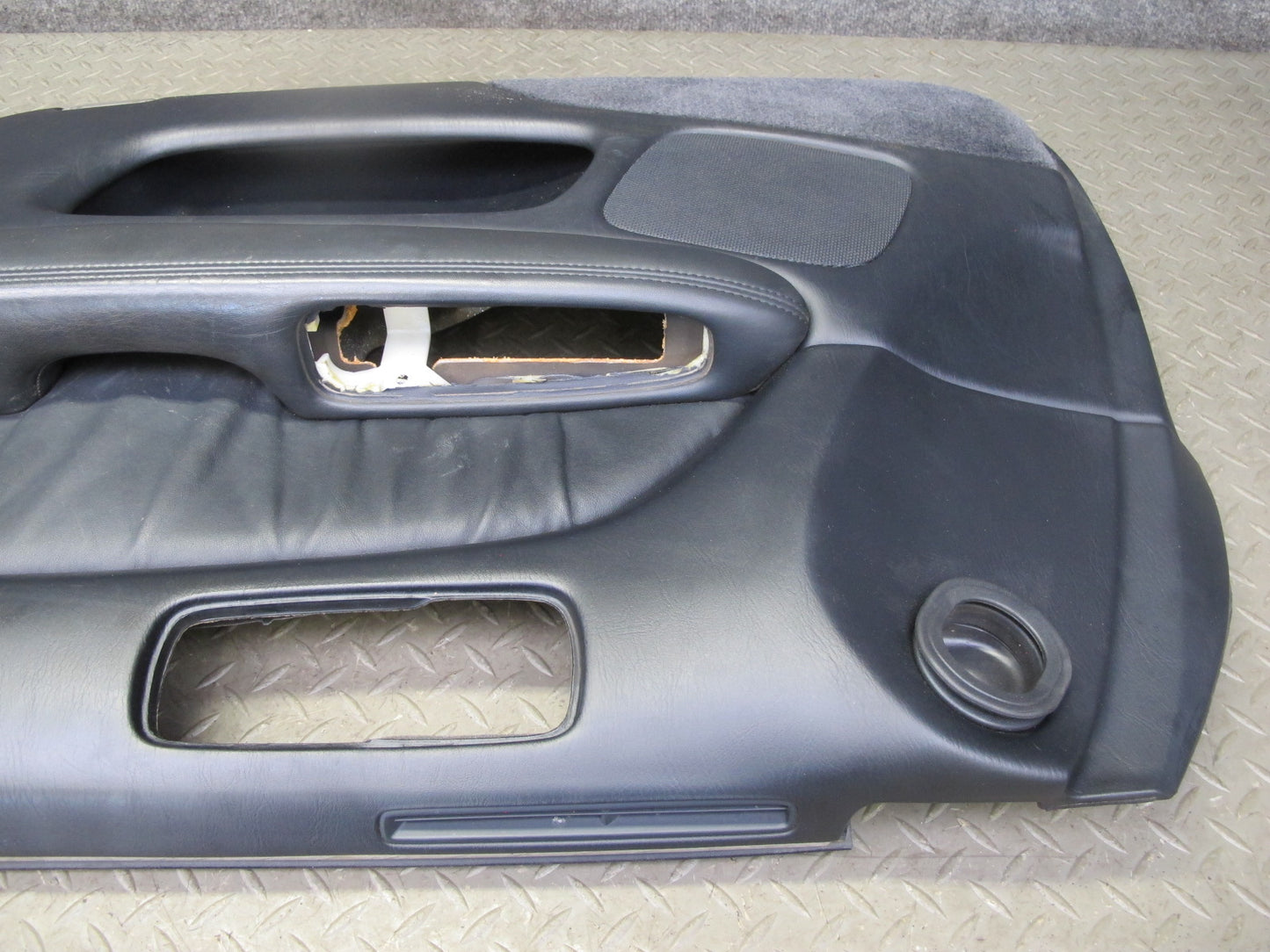 95-97 Toyota Celsior UCF20 RHD Front Door Interior Trim Panel Set Black OEM