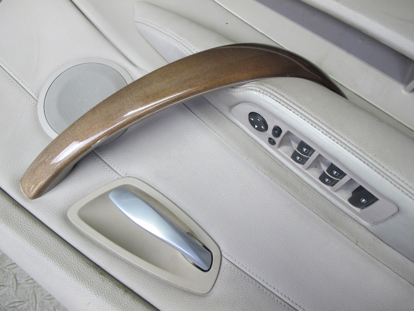 08-09 BMW E88 135i Convertible Set of 2 Left & Right Interior Door Panel OEM