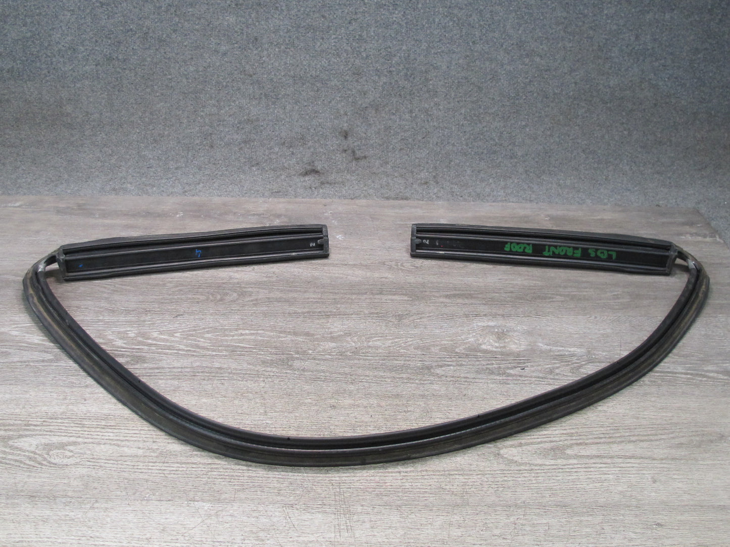 2012-2018 BMW F12 M6 Convertible Folding Roof TOP Rubber Seal Gasket