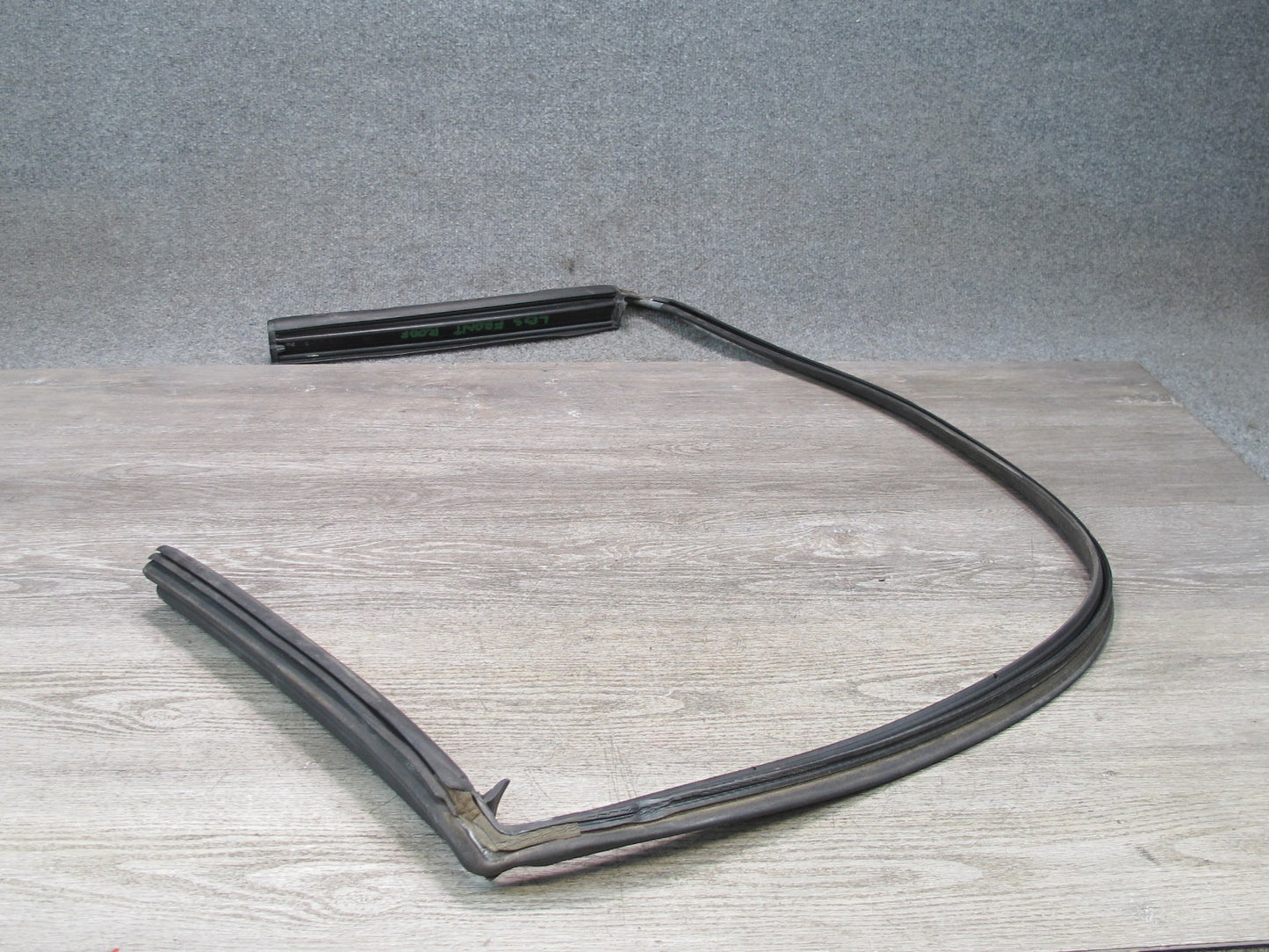 2012-2018 BMW F12 M6 Convertible Folding Roof TOP Rubber Seal Gasket