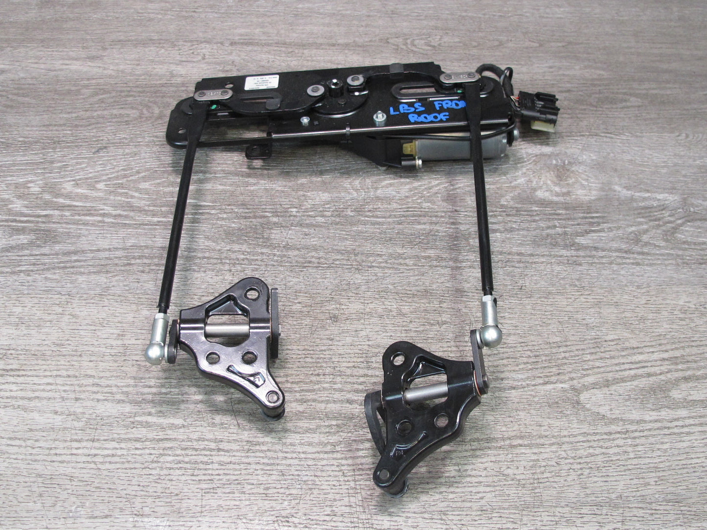 2012-2018 BMW F12 M6 Convertible Roof TOP Front Motor Latch Lock Assembly