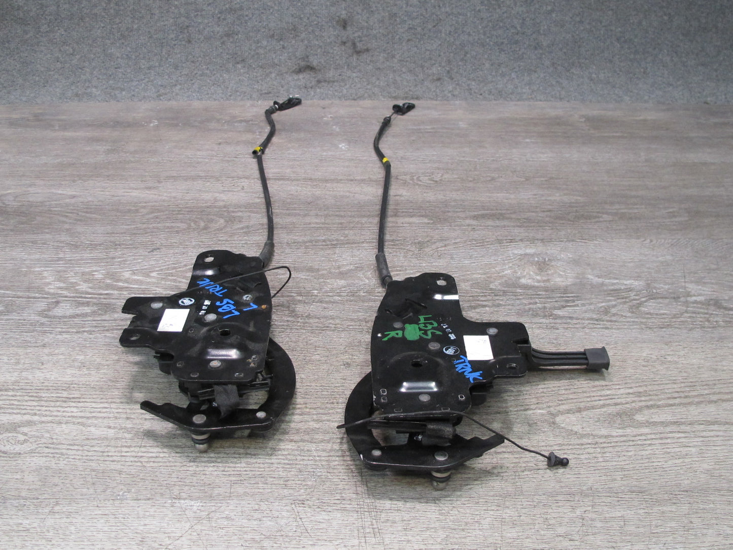 2012-2018 BMW F12 M6 Convertible Folding TOP Roof Rear Left Right Hinge Lock Set