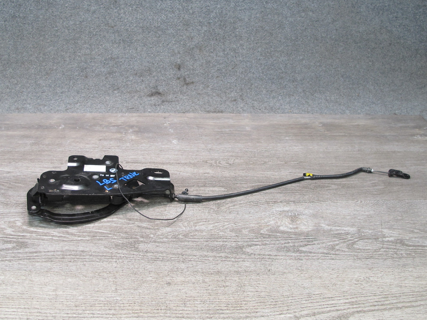 2012-2018 BMW F12 M6 Convertible Folding TOP Roof Rear Left Right Hinge Lock Set