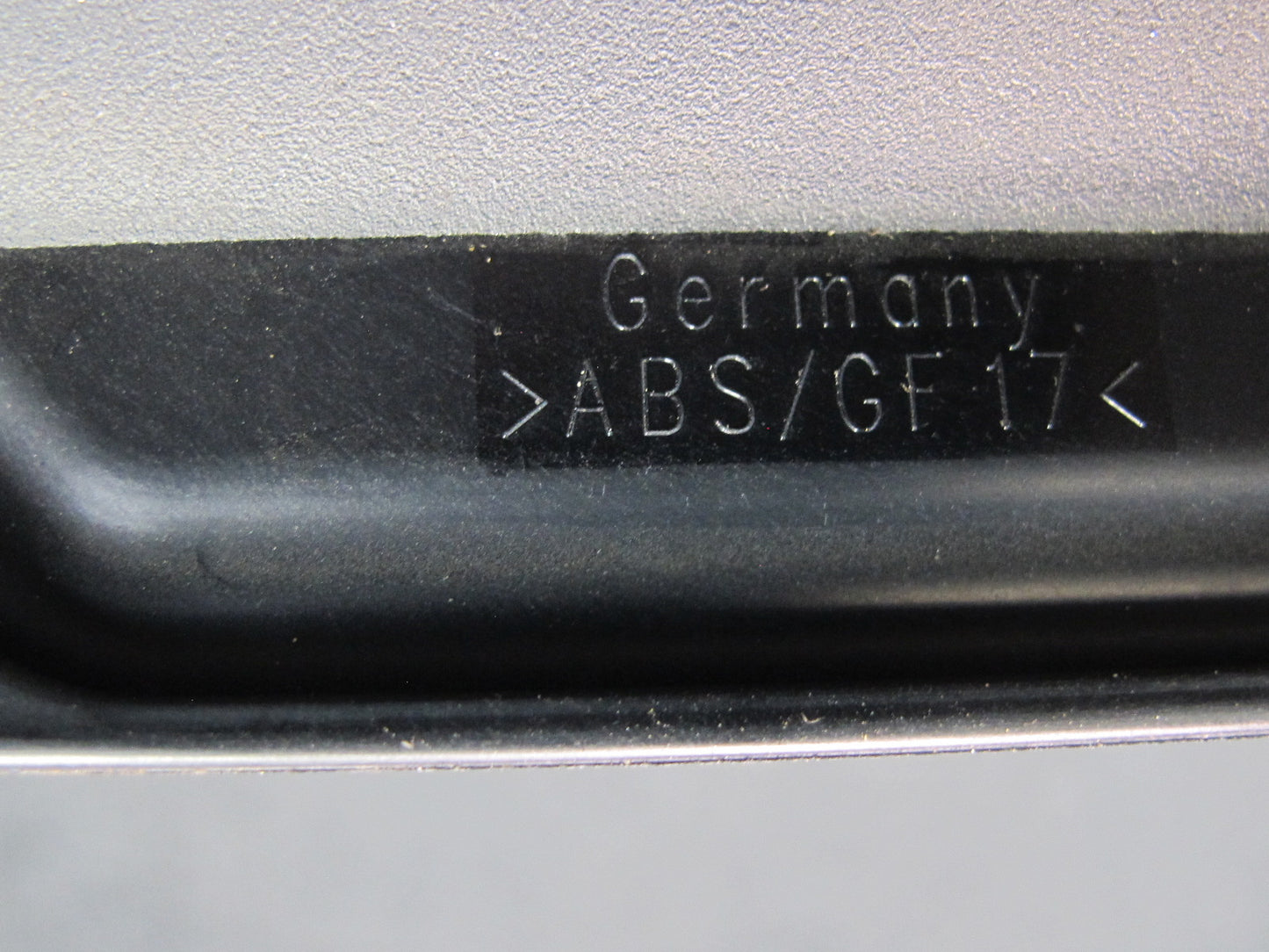 08-13 BMW E88 135I Convert Rear Trunk Lid SKI BAG Housing Storage Assembly OEM